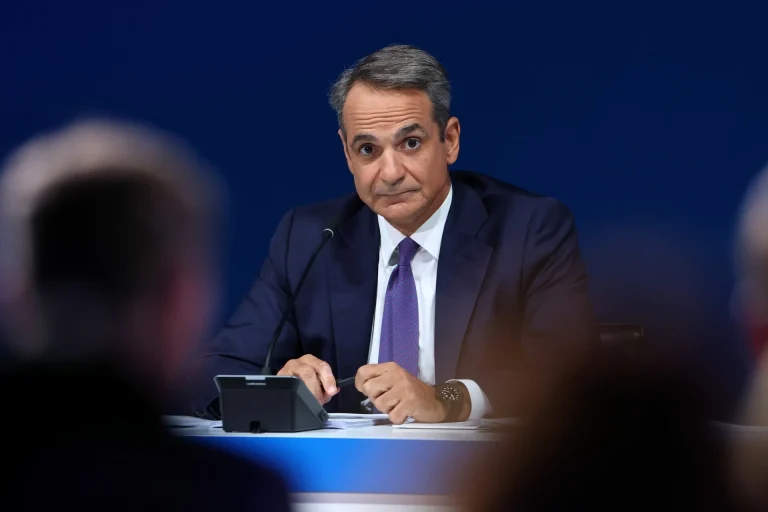 Μητσοτάκης: Ξεκινά η καταβολή των αυξημένων συντάξεων χηρείας