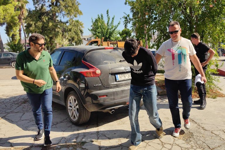 Δολοφονία ψυχολόγου στο Ναύπλιο: Προθεσμία να απολογηθούν έλαβαν οι δύο κατηγορούμενοι (video)