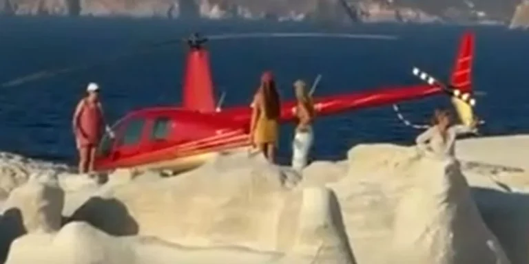 Kι όμως έγινε! Πήγαν για μπάνιο στο Σαρακήνικο της Μήλου με… ελικόπτερο (video)
