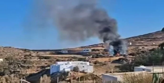 Τραγωδία στη Σίφνο: Τρεις νεκροί από τη συντριβή ιδιωτικού ελικοπτέρου (Video)