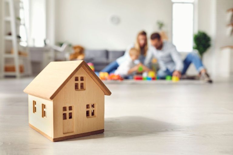 Η Εθνική Στρατηγική για τη Στεγαστική Πολιτική 2026-2035: Φθηνότερα δάνεια και κίνητρα για περισσότερα σπίτια
