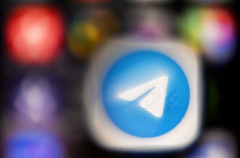 Τι τρέχει στη Γαλλία; 45 άνδρες συνελήφθησαν για διαδικτυακό μισογυνισμό – Οι ακροδεξιές επιρροές
