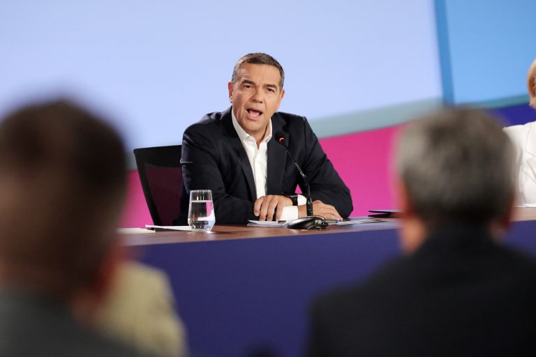 Το σχέδιο Τσίπρα για τις εκλογές: ΠΑΣΟΚ, δεύτερες κάλπες και μετωπική με Μητσοτάκη