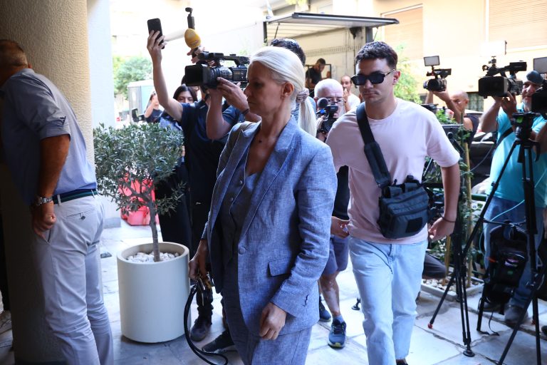 «Ήταν άυπνος και δεν μιλούσε σωστά»: Η κατάθεση της γιατρού για τον Μαζωνάκη