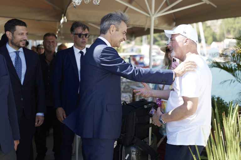 Μητσοτάκης από Καστελλόριζο: Τα μηνύματα σε Τουρκία, Ανδρουλάκη και οι εκλογές