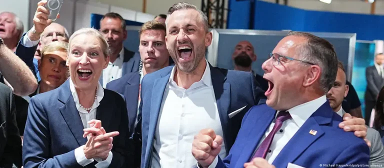 AfD: Θρίαμβος στη Σαξονία-Άνχαλτ – Και τώρα τι; 44,5% αλλά χωρίς αυτοδυναμία, «γρίφος» ο σχηματισμός κυβέρνησης