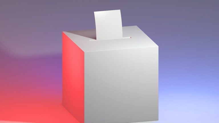 Opinion Poll: Στις 15,1 μονάδες το προβάδισμα της ΝΔ – Δεν έπεισαν οι εξαγγελίες των κομμάτων στη ΔΕΘ