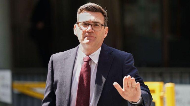 Άντι Μπέρναμ: «Το Brexit έκανε περισσότερο κακό, παρά καλό στη Βρετανία»
