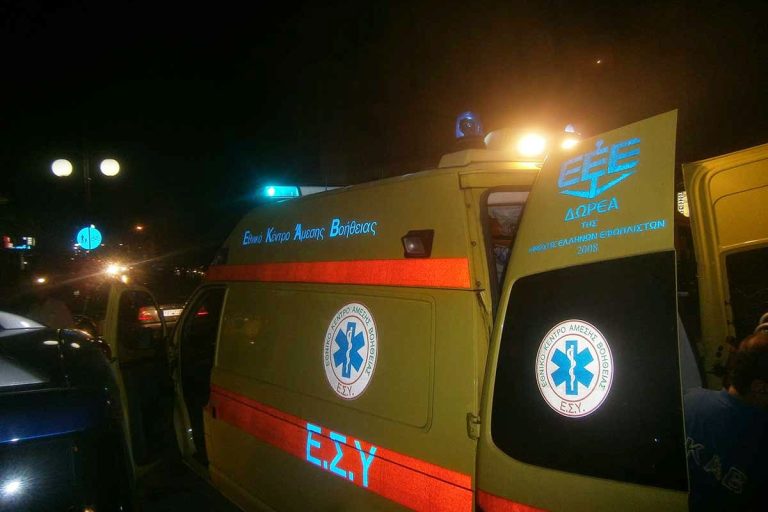 Τραγωδία στην Ποσειδώνος: Αυτοκίνητο προσέκρουσε σε κιγκλιδώματα – 3 νεκροί (video)