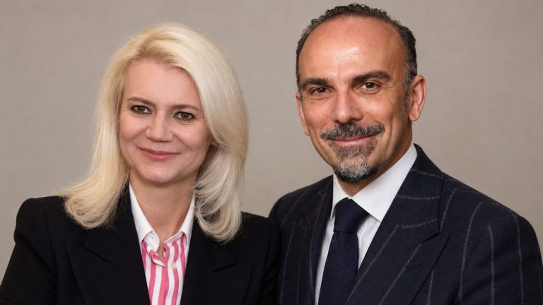 Θάνατος Μαζωνάκη: Τι αναφέρει το δελτίο του ΕΚΑΒ για την επέμβαση στο ιατρείο – Θεοδωρόπουλος και Γάκα αρνήθηκαν να δώσουν πληροφορίες για τον ασθενή