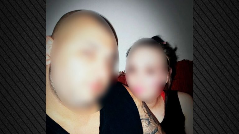 Νέο μυστήριο στην υπόθεση της Κυψέλης: Άγνωστο βρέφος εμφανίζεται σε φωτογραφίες της οικογένειας (video)