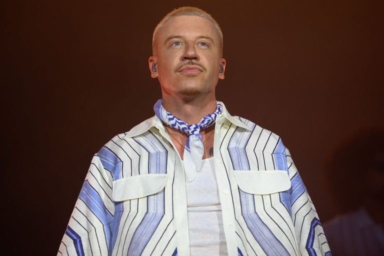 Macklemore: Ανακοίνωσε την «Free Palestine Tour» μετά την απομάκρυνσή του από την περιοδεία του Εντ Σίραν