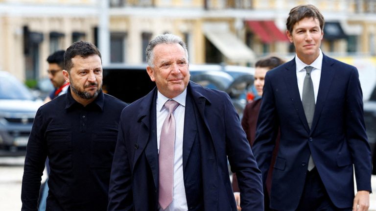 Ζελένσκι: Ο πόλεμος φαίνεται ότι θα συνεχιστεί και τον χειμώνα – Γουίτκοφ: Χρειάζονται συμβιβασμοί