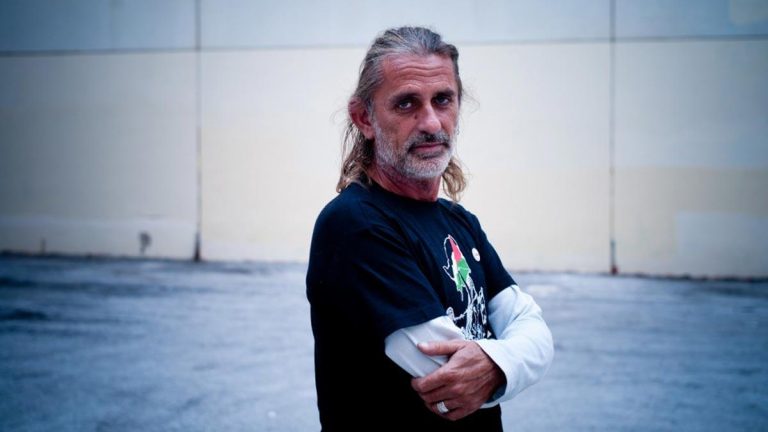 Μάριος Λώλος: «Με διασύρουν ως βιαστή και κακοποιητή – Προσφεύγω στη Δικαιοσύνη»