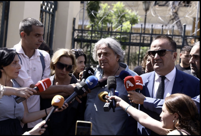 «Ευχαριστώ που με ξεφτιλίσατε»: Η έκρηξη του υπνοθεραπευτή μετά την 2,5ωρη κατάθεση για τον Μαζωνάκη (Video)