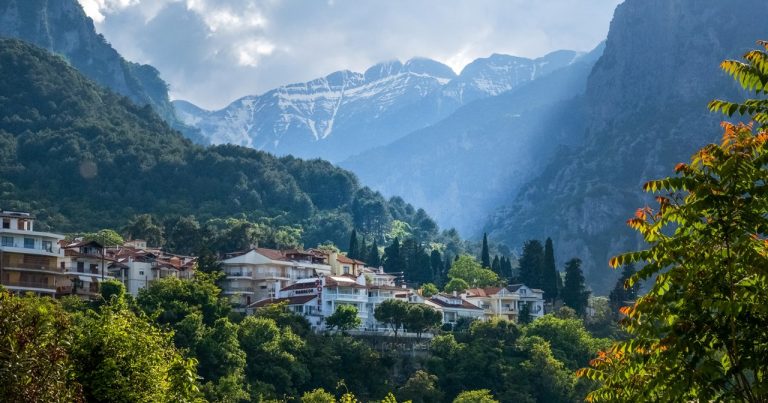 Ζακέτα και μαγιό στην ίδια βαλίτσα: 4 προορισμοί για τον Σεπτέμβριο