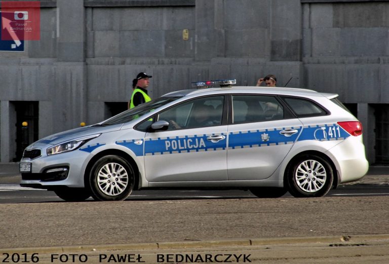 Πολωνία: Στα χέρια των Αρχών 17χρονος για σχέδιο τρομοκρατικής επίθεσης σε σχολείο και τέμενος