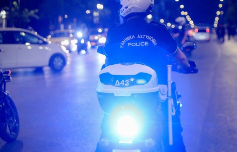 Πυροβολισμοί στο Μενίδι: 26χρονος τραυματίας μετά από ένοπλη επίθεση σε διερχόμενο αυτοκίνητο