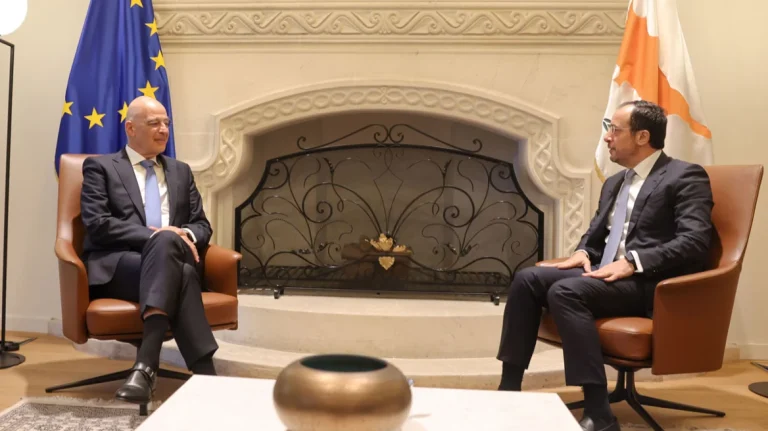 Δένδιας από Λευκωσία: «Η Ελλάδα είναι και θα είναι εδώ – Θα στεκόμαστε πάντα δίπλα στην Κύπρο»