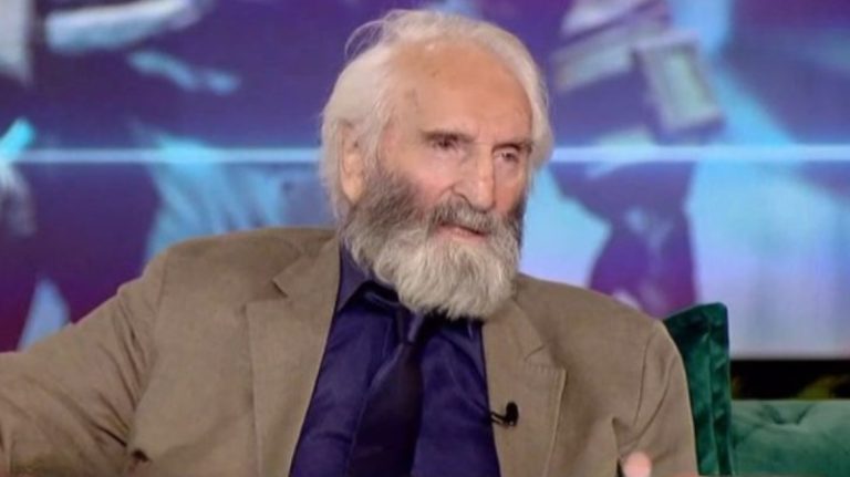 Νικήτας Τσακίρογλου για Χρυσούλα Διαβάτη: «Πάει καλά, πιστεύω ότι θα επανέλθει σε αυτό που ήταν»